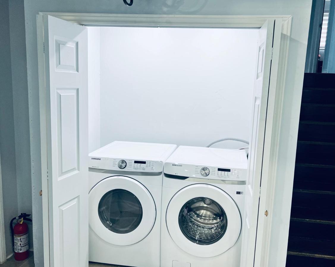 Furnished Family Home Near Toronto - Great Location Game Room - Backyard - Parking & Self Checkin Пикъринг Екстериор снимка